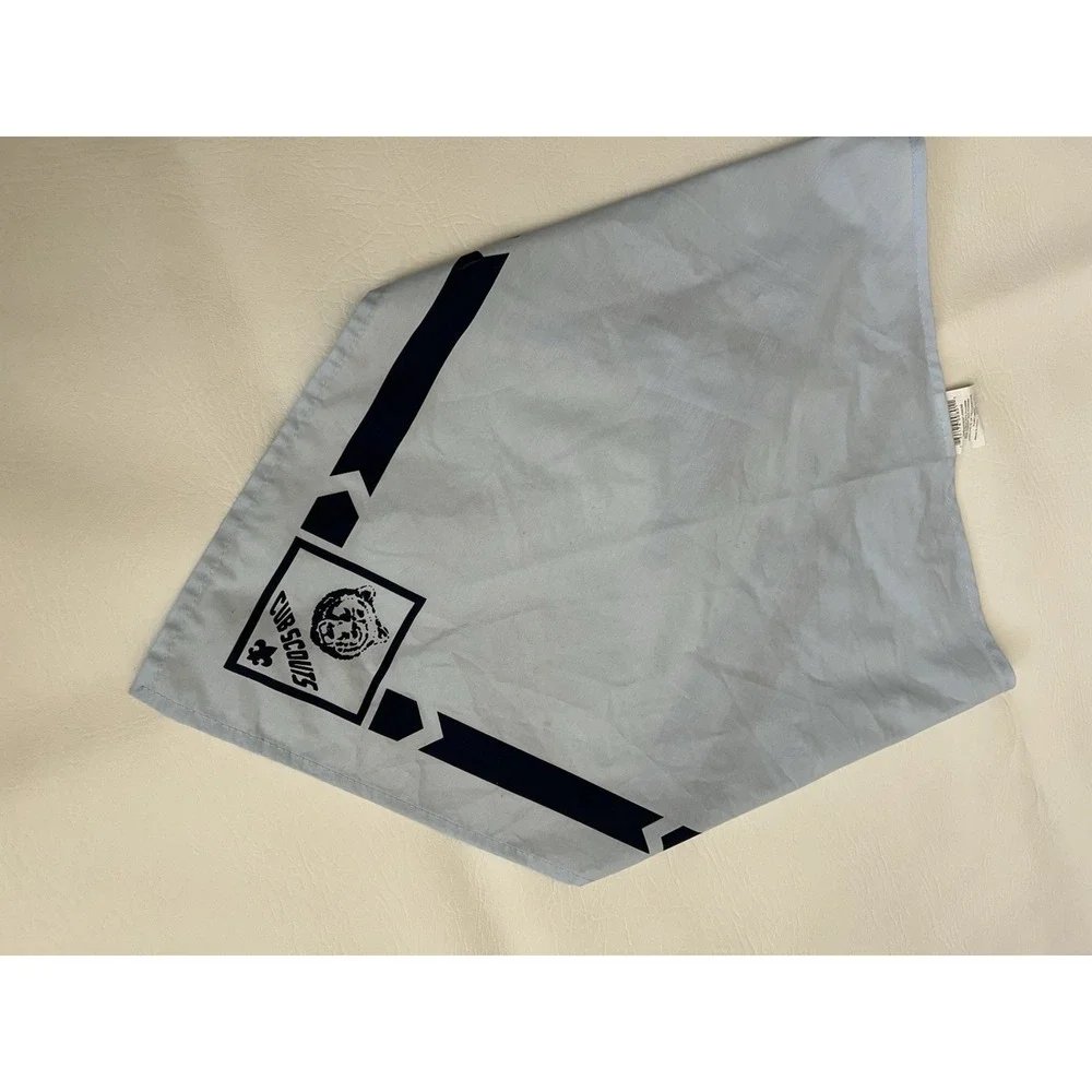 BSA Boy Scouts of America CUB SCOUTS Bear Light Blue Neckerchief Scarf Bandana